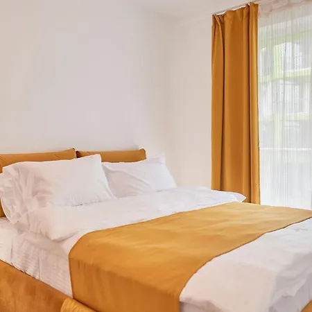 Opal Luxury 91 N Pool * Năvodari