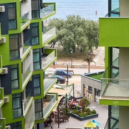 Opal Luxury 91 N Pool * Năvodari