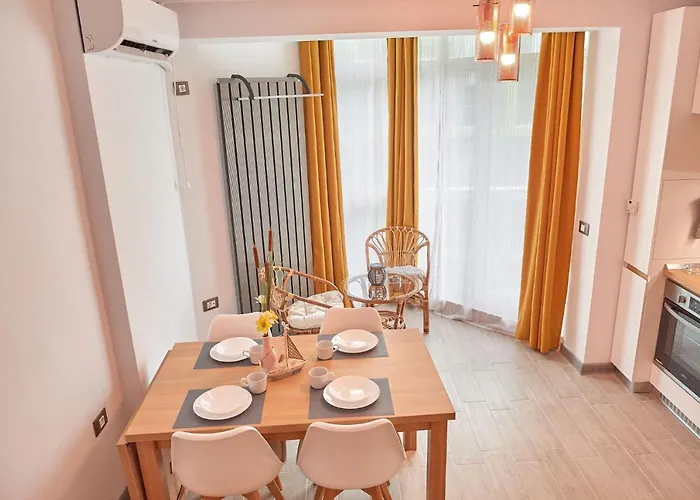 Opal Luxury 91 N Pool *