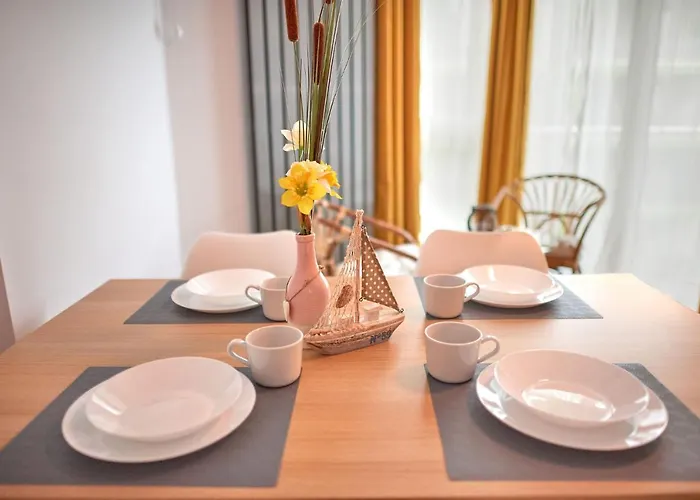 Opal Luxury 91 N Pool * Năvodari