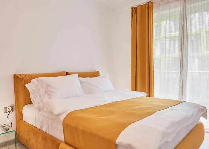 Opal Luxury 91 N Pool * Năvodari